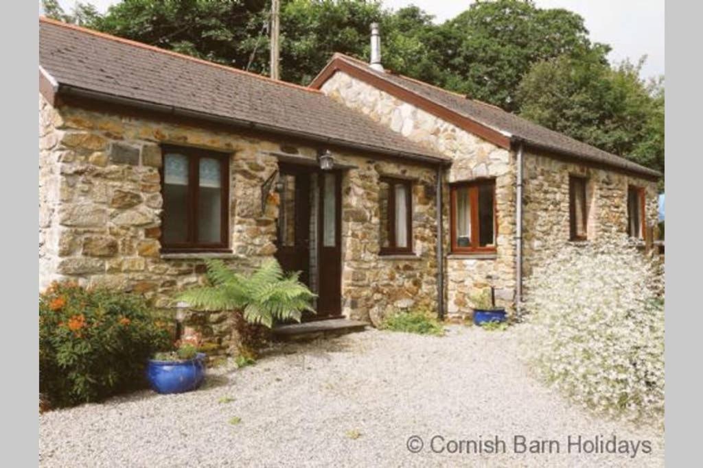 The Snug At Cornish Barn Holidays Труро Екстер'єр фото
