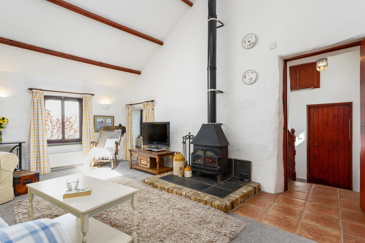The Snug At Cornish Barn Holidays Труро Екстер'єр фото