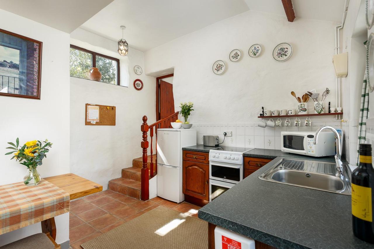 The Snug At Cornish Barn Holidays Труро Екстер'єр фото